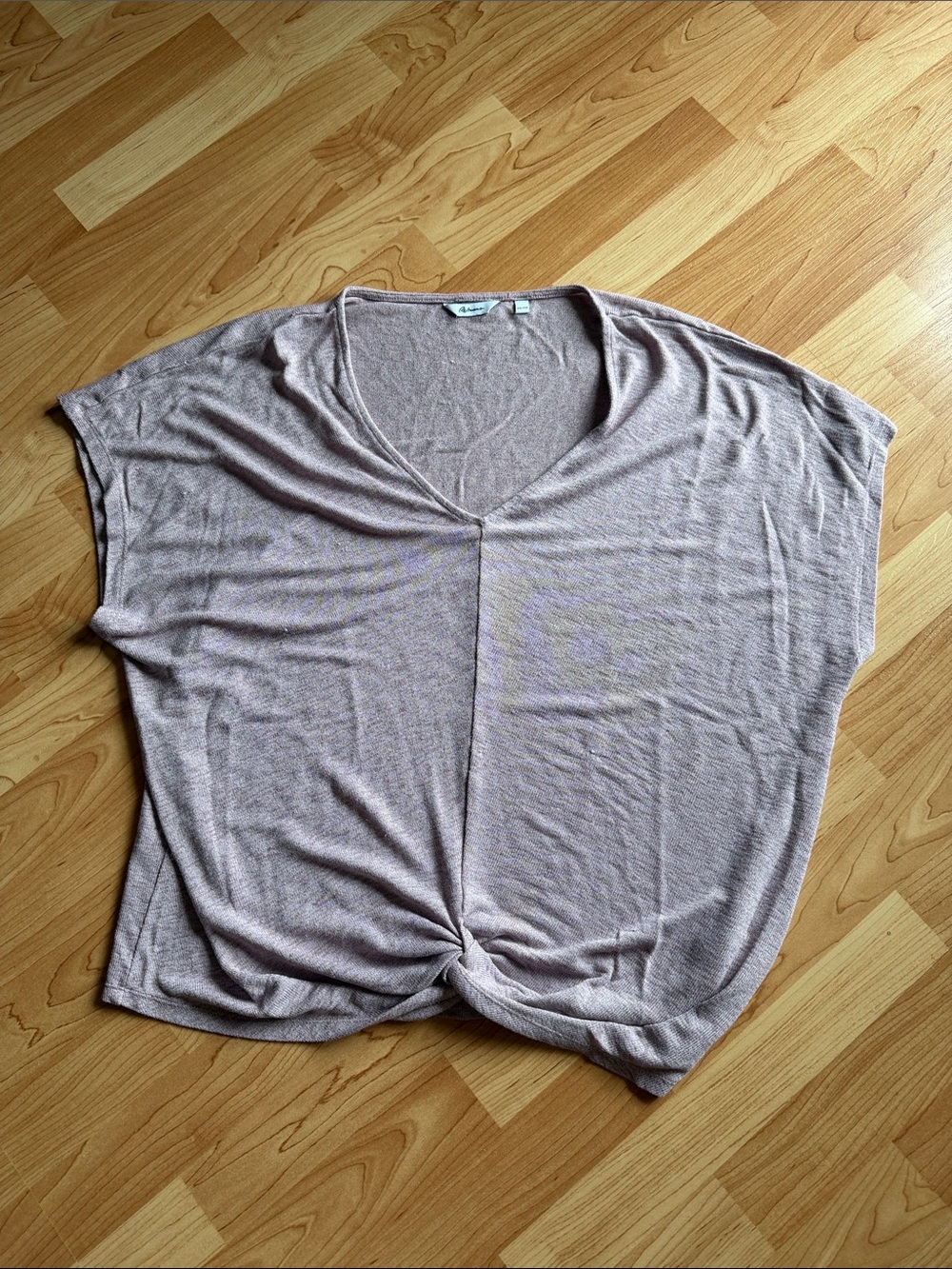 Reitmans Dusty Rose V-Neck Twist Front Top